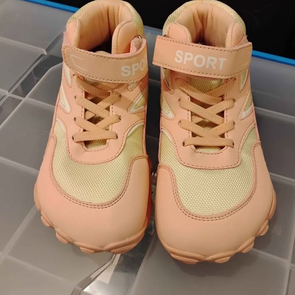 Sporto Kids Shoes - Peach and Cream